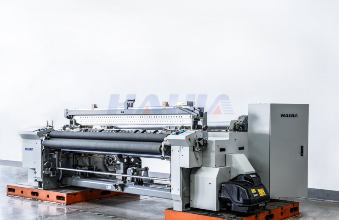 HA-9020N系列噴氣織機(jī)